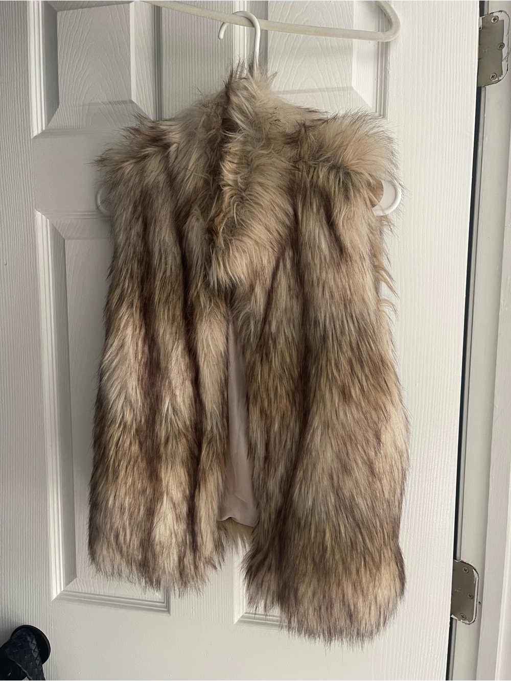 Ci Sono Faux Fur Vest in Cream, Tan, and Brown